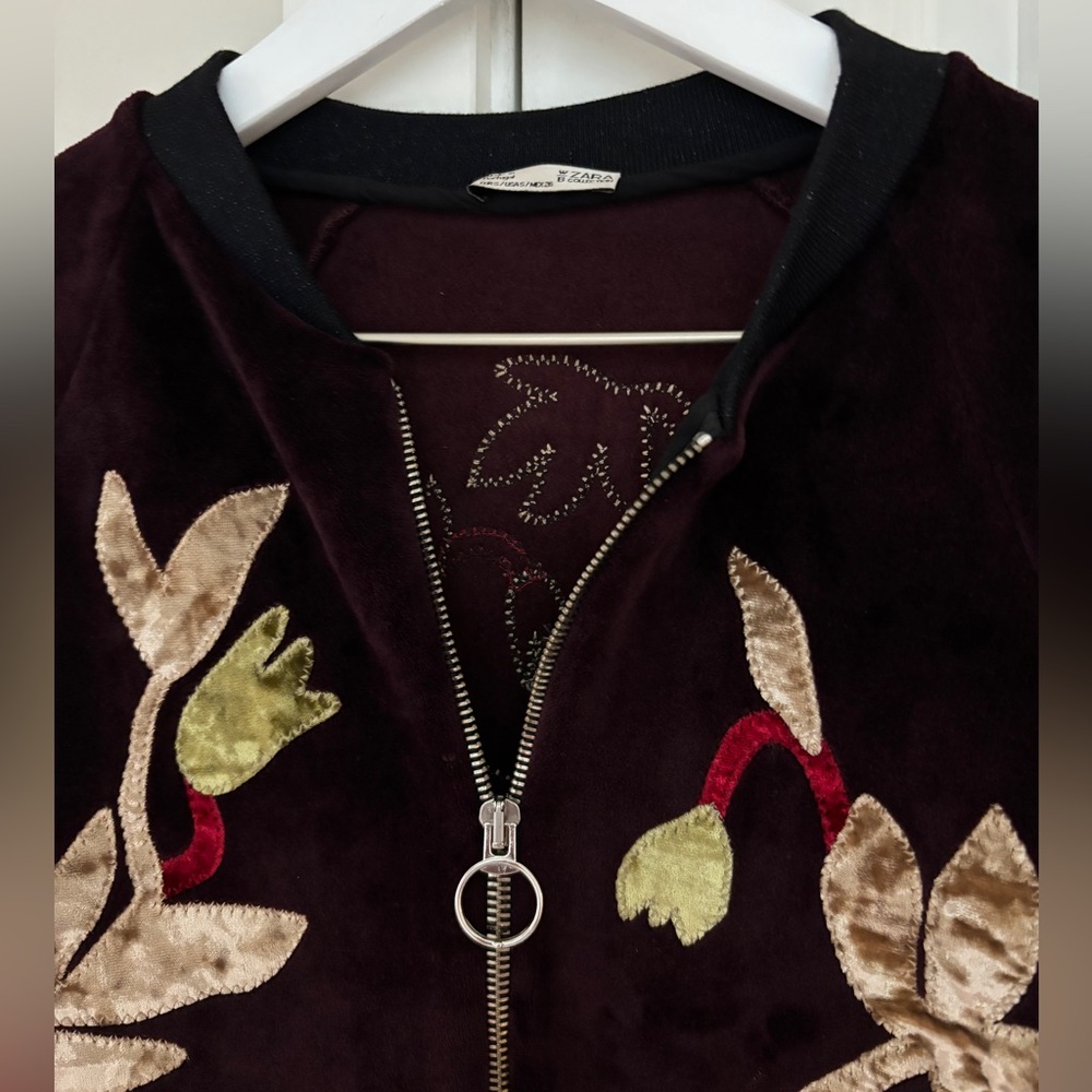 ZARA Purple Burgundy Embroidered Velvet Bomber Jacket, Shimmer Collar, Small - Picture 8 of 10